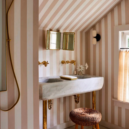 The History of Striped Wallpaper: How This Classic Design Remains Relevant in Today’s Home Décor